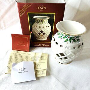 Lenox Christmas Holiday Fragrance Warmer Holly Red Berries Dimension Collection